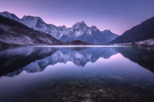 Montagne lac violet